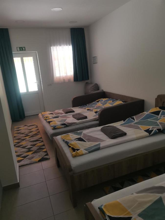 Ferienwohnung Podlovics Tanya Panzio Kemecse Exterior foto