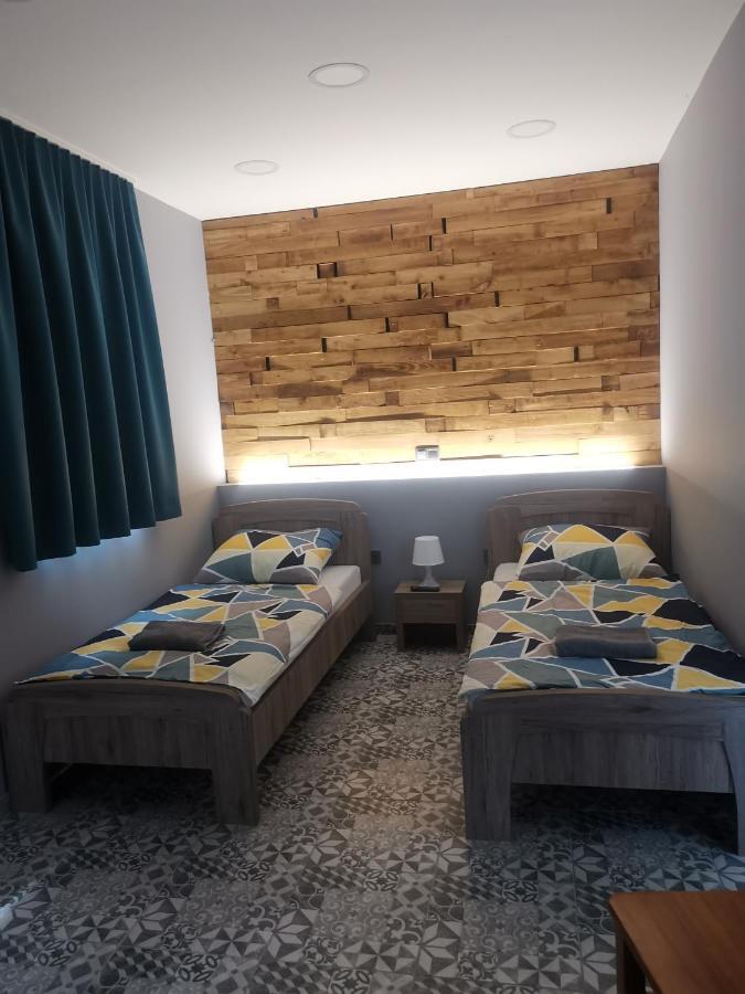 Ferienwohnung Podlovics Tanya Panzio Kemecse Exterior foto