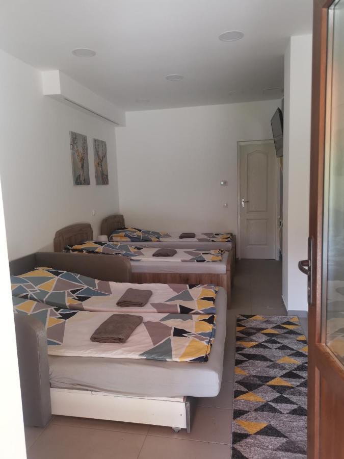 Ferienwohnung Podlovics Tanya Panzio Kemecse Exterior foto