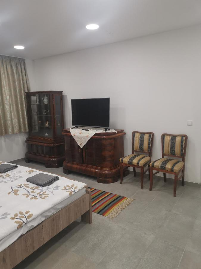 Ferienwohnung Podlovics Tanya Panzio Kemecse Exterior foto